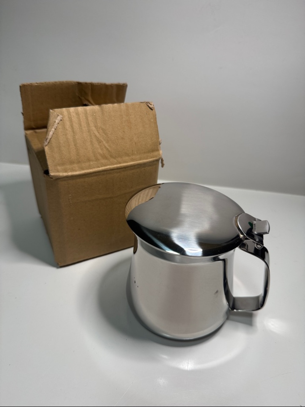 New in box Stainless Steel 18/10 10 oz Lid - insulated beverage server